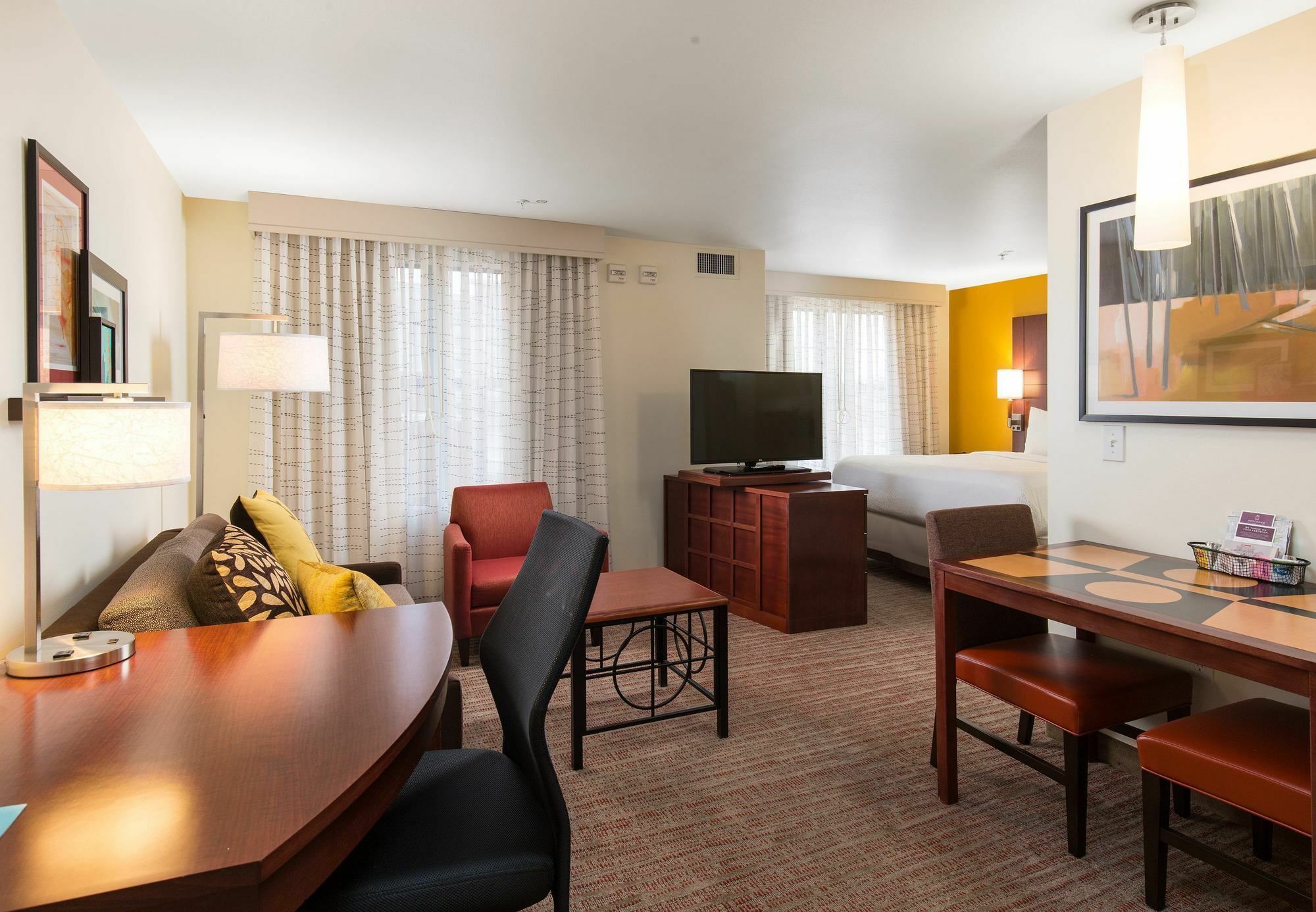 Residence Inn By Marriott Springfield Old Keene Mill Eksteriør billede